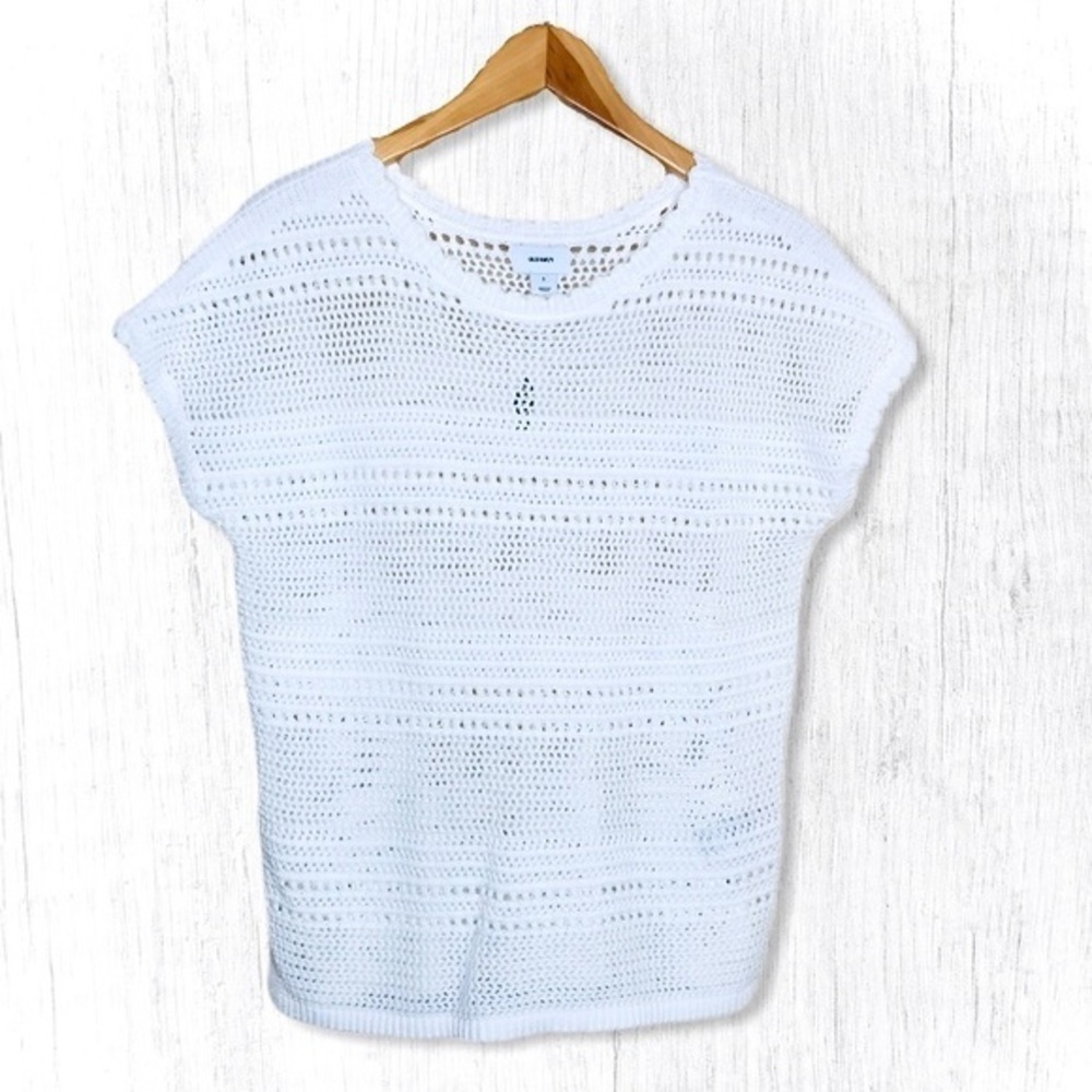 old Navy NWT Crochet Style Short Sleeve Top